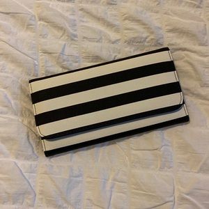 Kut from the Kloth wallet